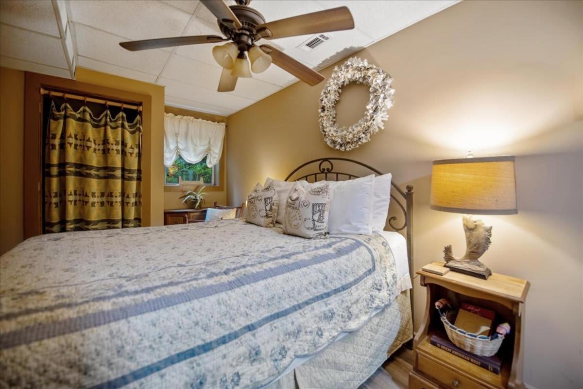 Villa Waterfront Mountain Cabin With Hot Tub à Blue Ridge Extérieur photo
