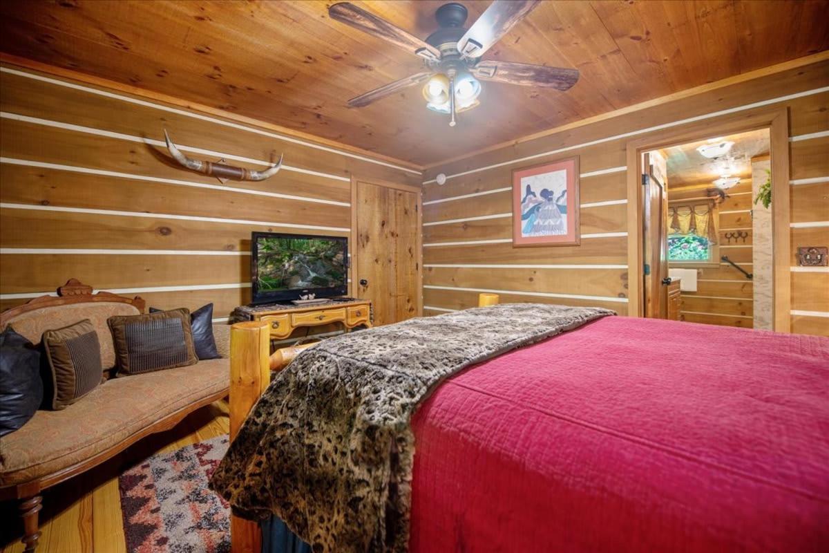 Villa Waterfront Mountain Cabin With Hot Tub à Blue Ridge Extérieur photo
